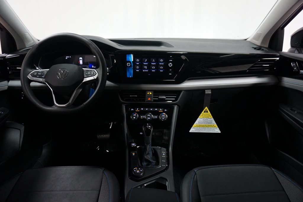 2024 Volkswagen Taos SE photo 16