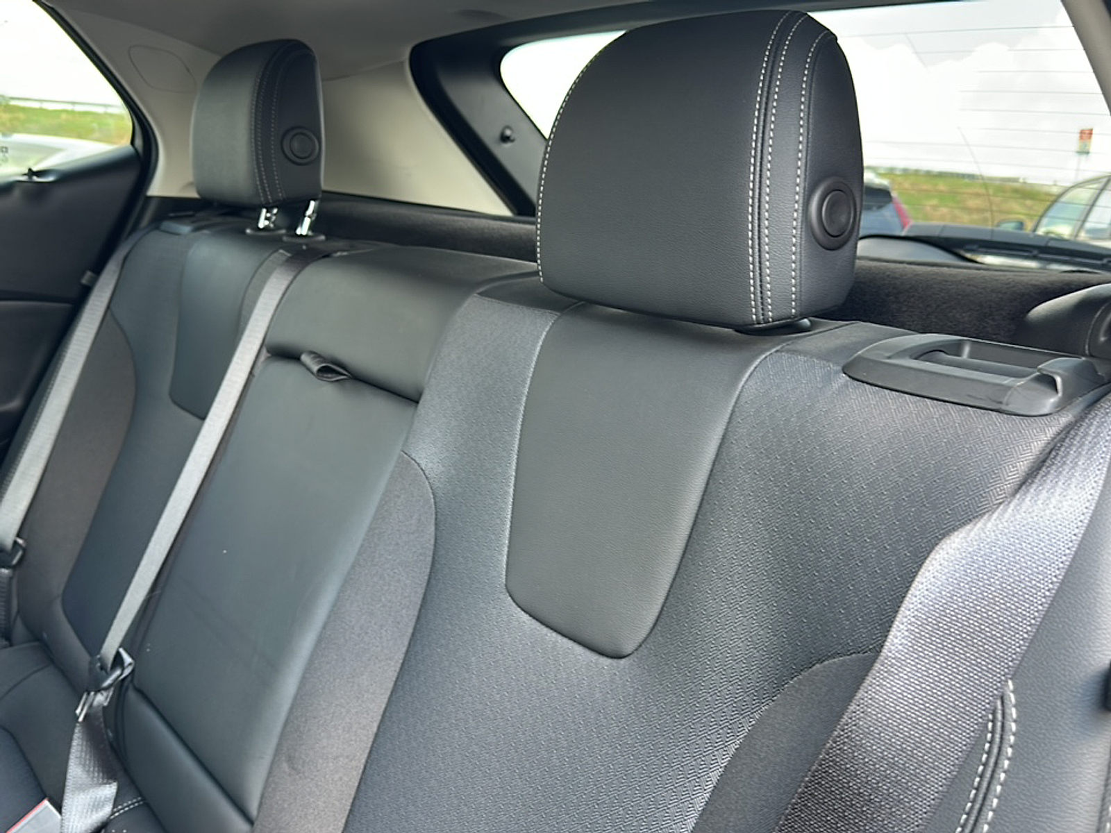 2022 Buick Encore GX Select photo 5