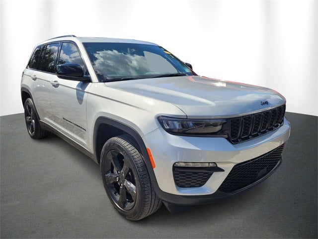 2024 Jeep Grand Cherokee Limited's photo