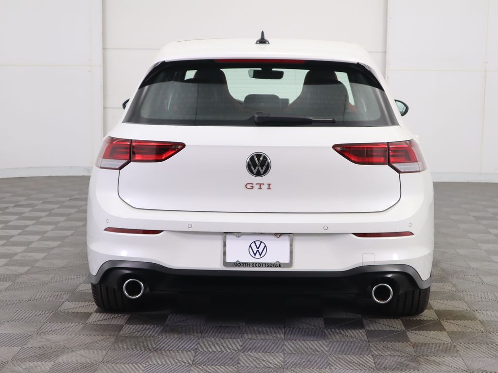 2025 Volkswagen Golf GTI SE photo 4