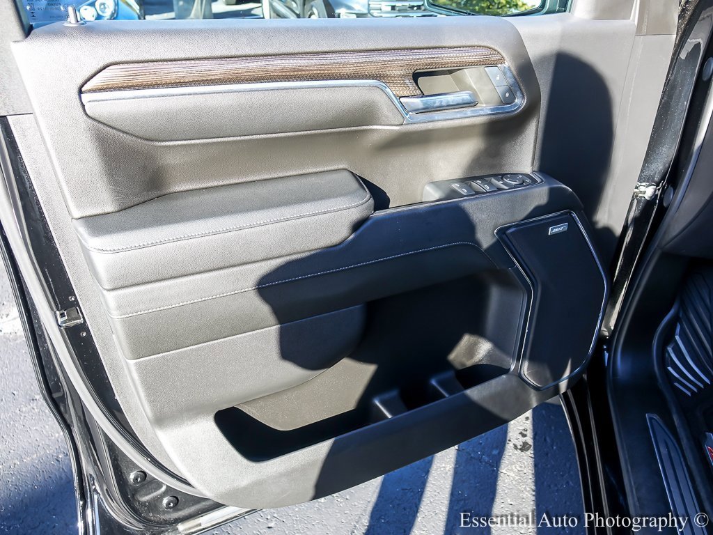 2024 CHEVROLET SILVERADO - Image 24