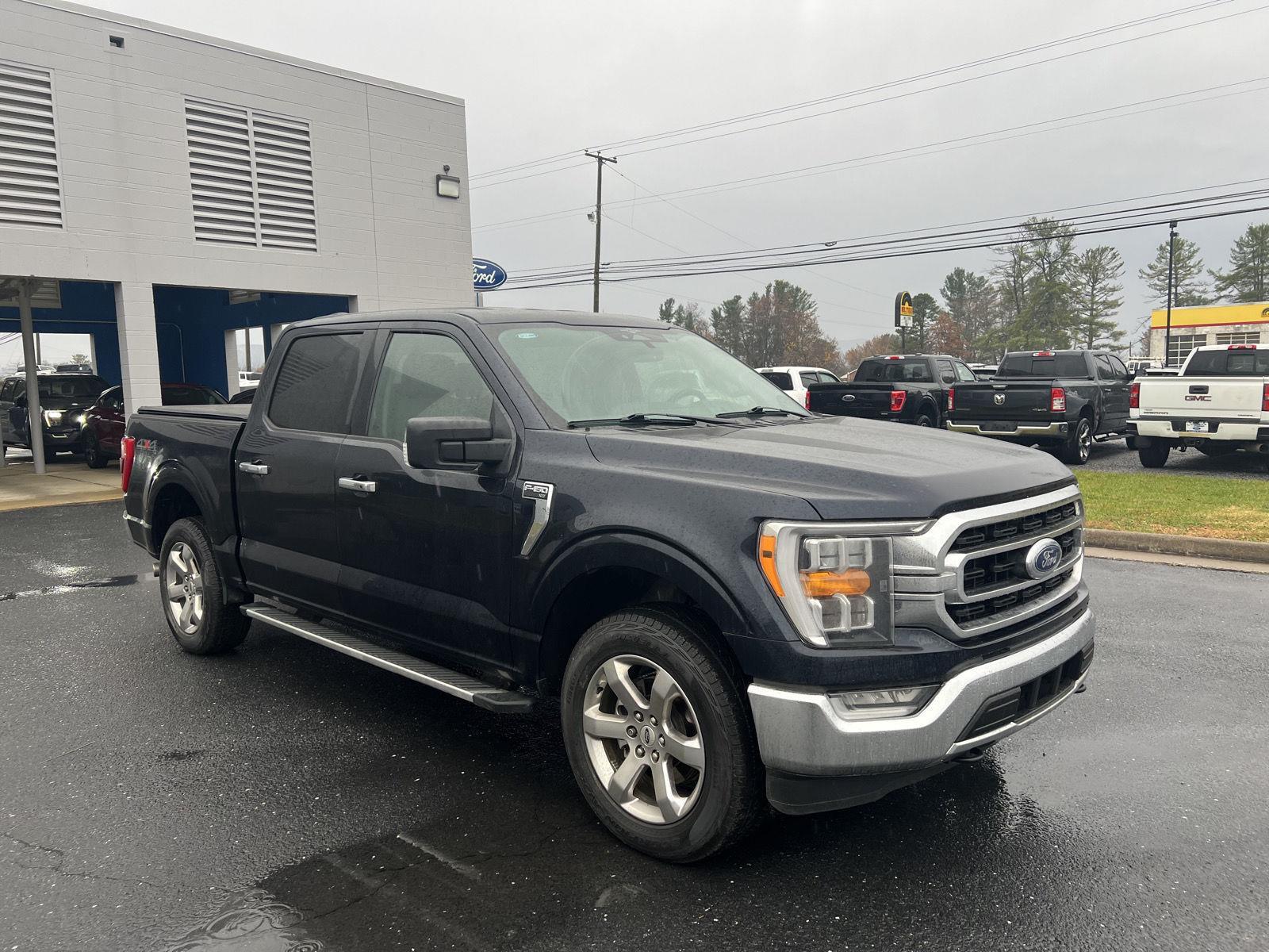 2023 Ford F-150 XLT photo 3