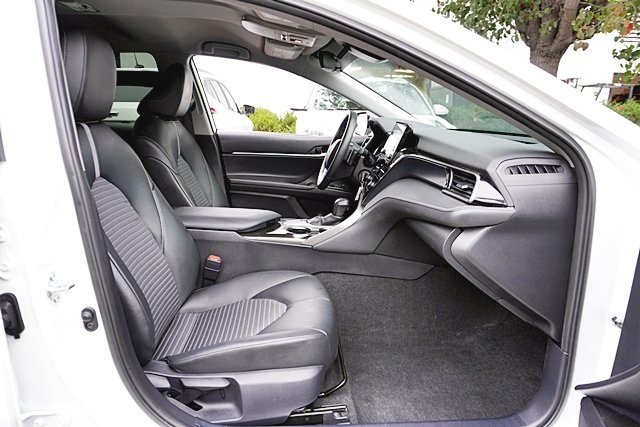 Used 2024 White Toyota SE image 10