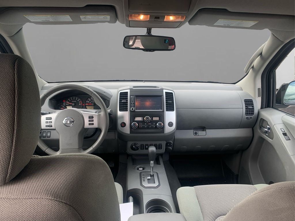 2020 Nissan Frontier SV photo 22