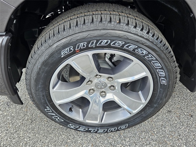 2025 Ram 1500 Tradesman photo 16
