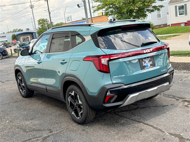 2026 Kia Seltos EX photo 6