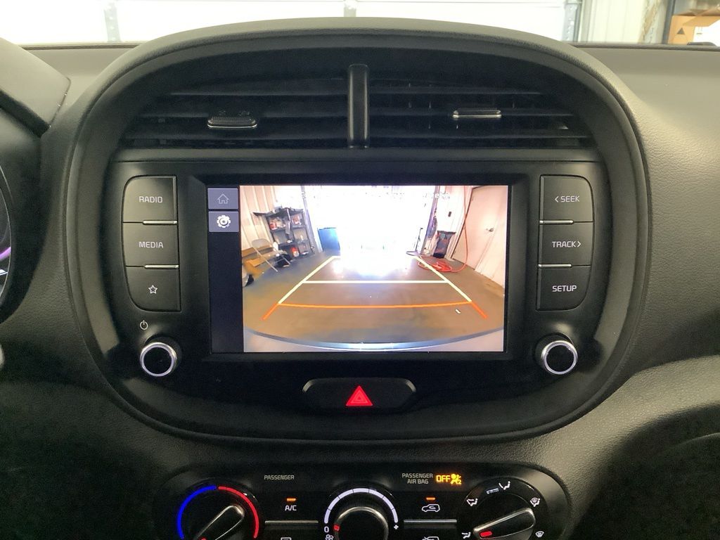 2024 Kia Soul LX photo 16