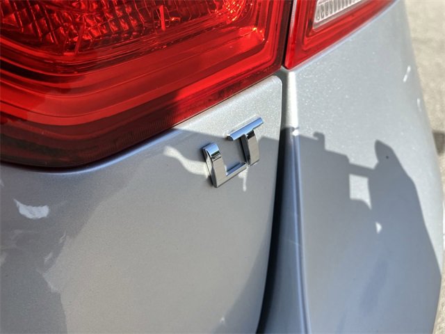 2017 Chevrolet Impala 1LT photo 18