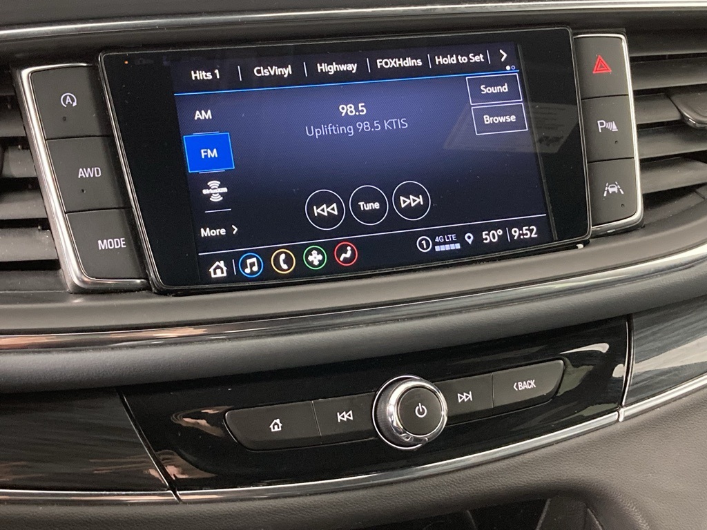 2024 Buick Enclave Essence Sport Touring photo 3