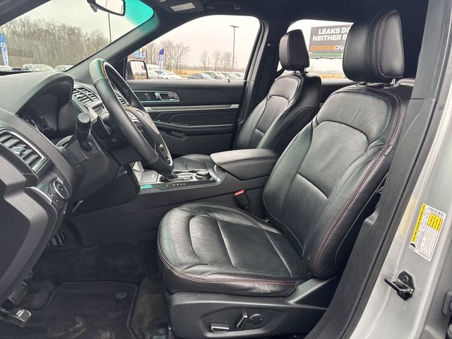 2018 Ford Explorer Sport photo 4