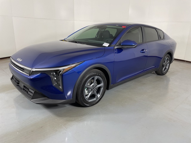 2025 Kia K4 LXS photo 4