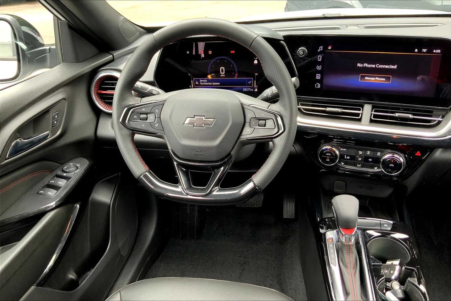 2024 Chevrolet Trax photo 5