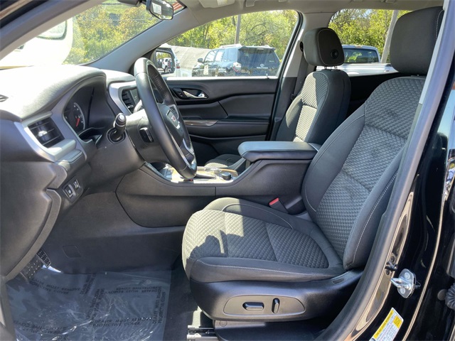 2017 Gmc Acadia SLE photo 9