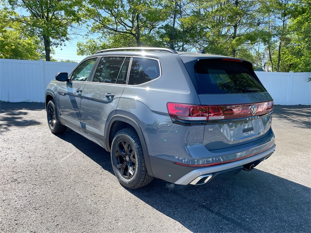 2025 Volkswagen Atlas Peak Edition SE photo 21