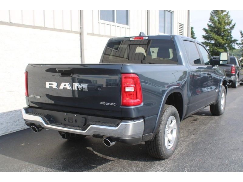 2026 Ram 1500 Big Horn photo 3