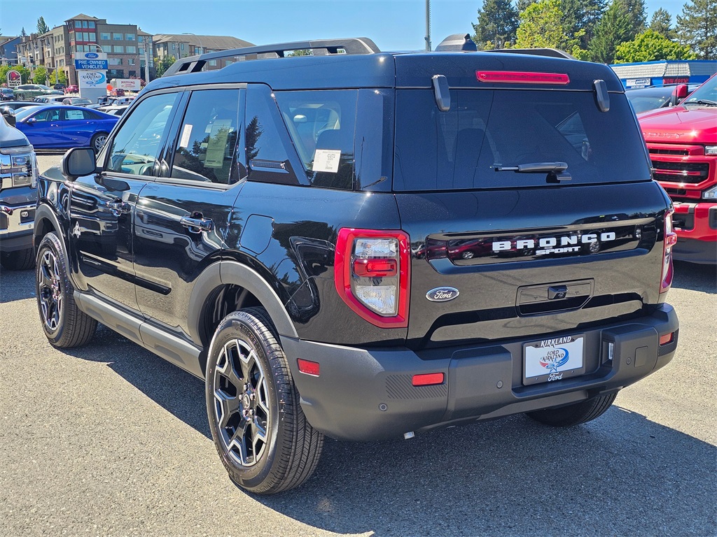 2025 Ford Bronco Sport Outer Banks photo 5