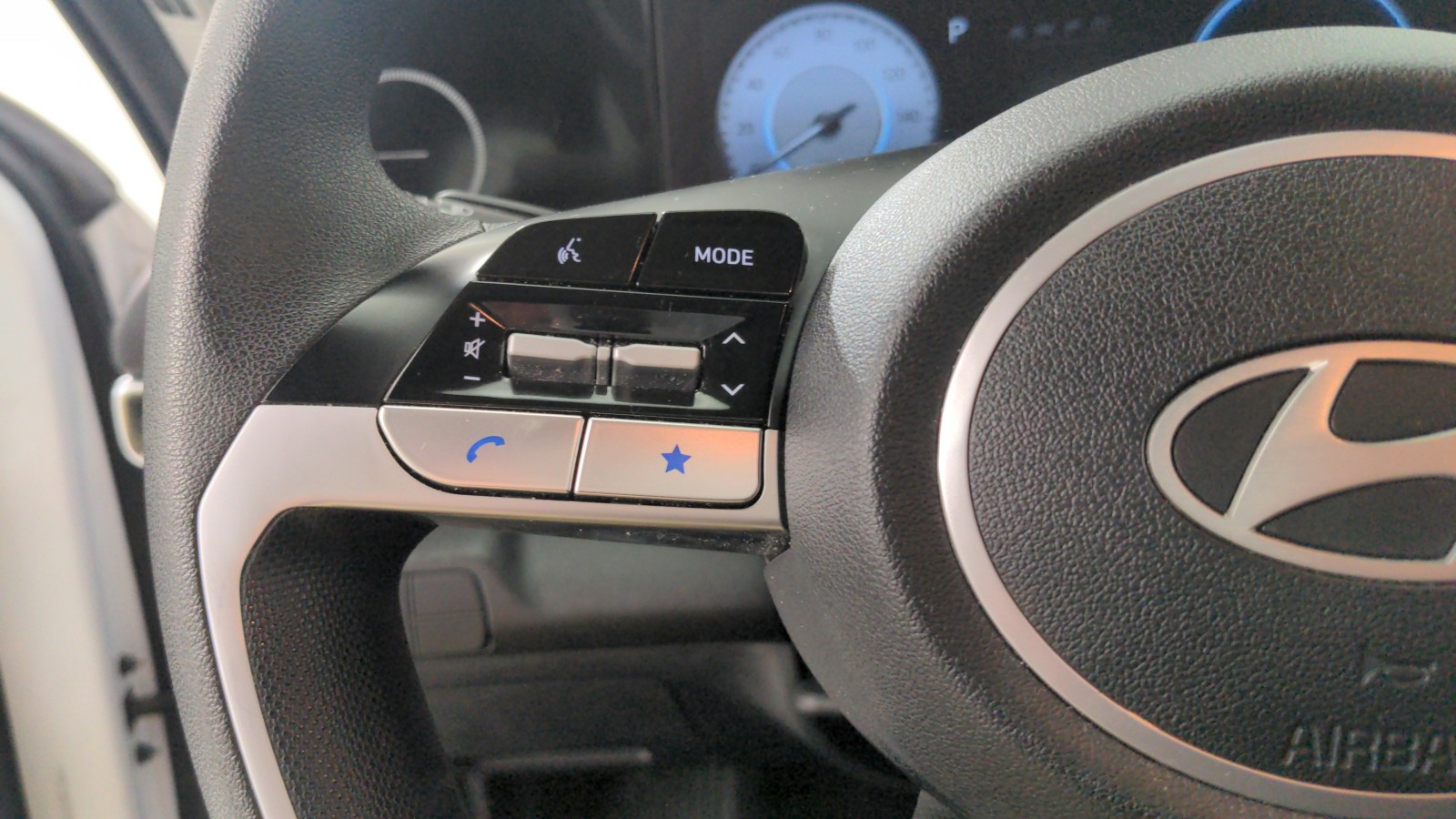 Used 2024 Serenity White Hyundai SEL image 17