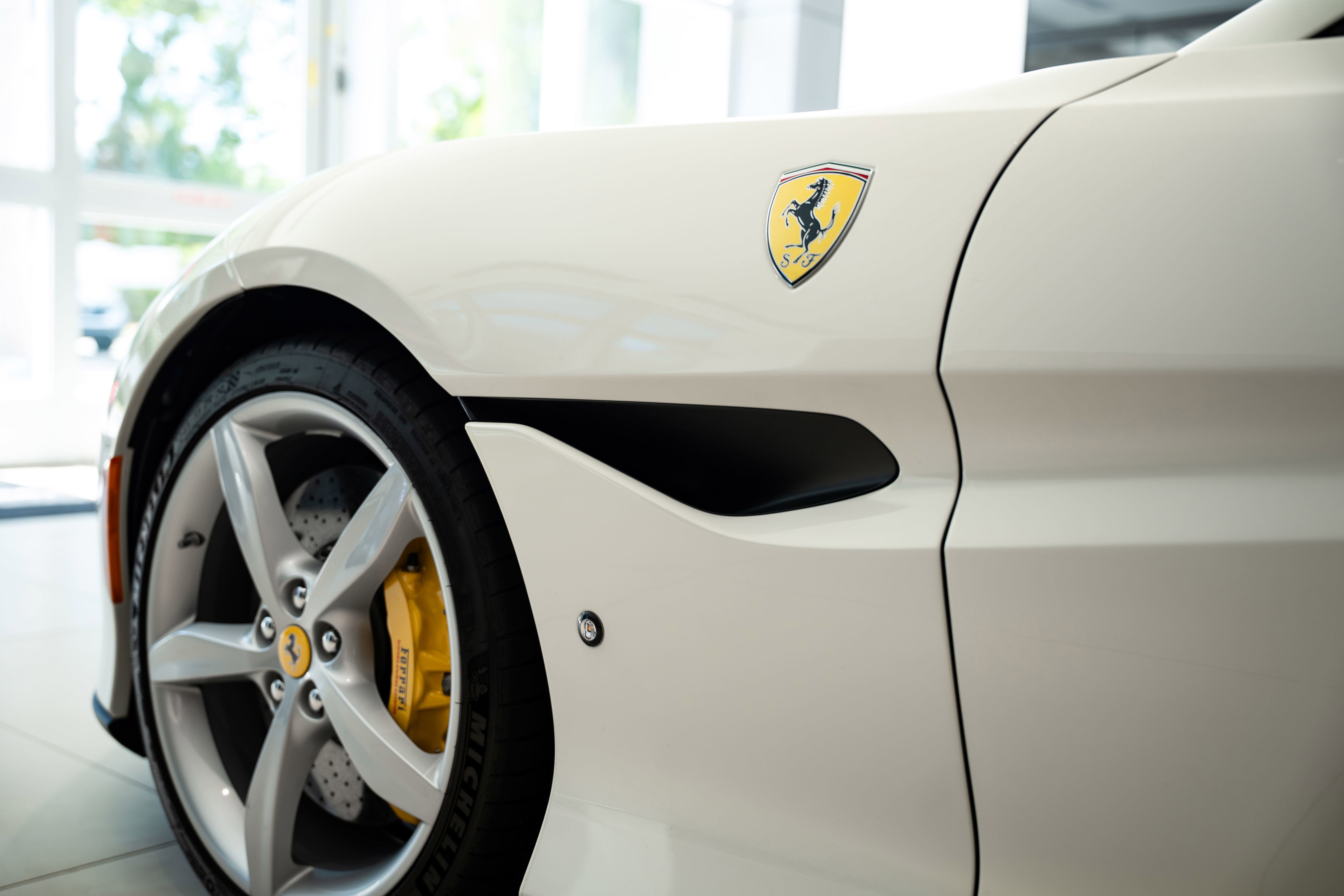 2019 Ferrari Portofino photo 17