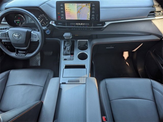 2022 Toyota Sienna XSE photo 30