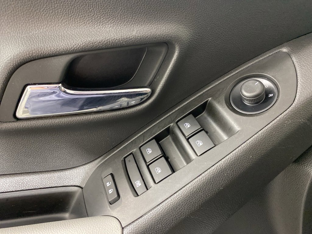 2022 Chevrolet Trax LS photo 11