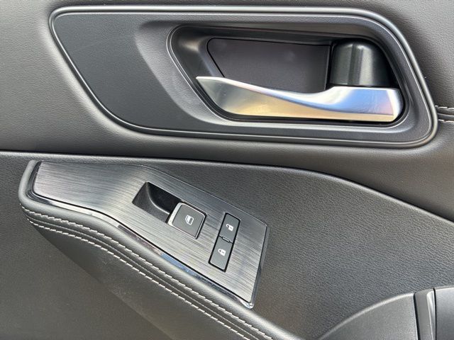2023 Nissan Rogue SL photo 26