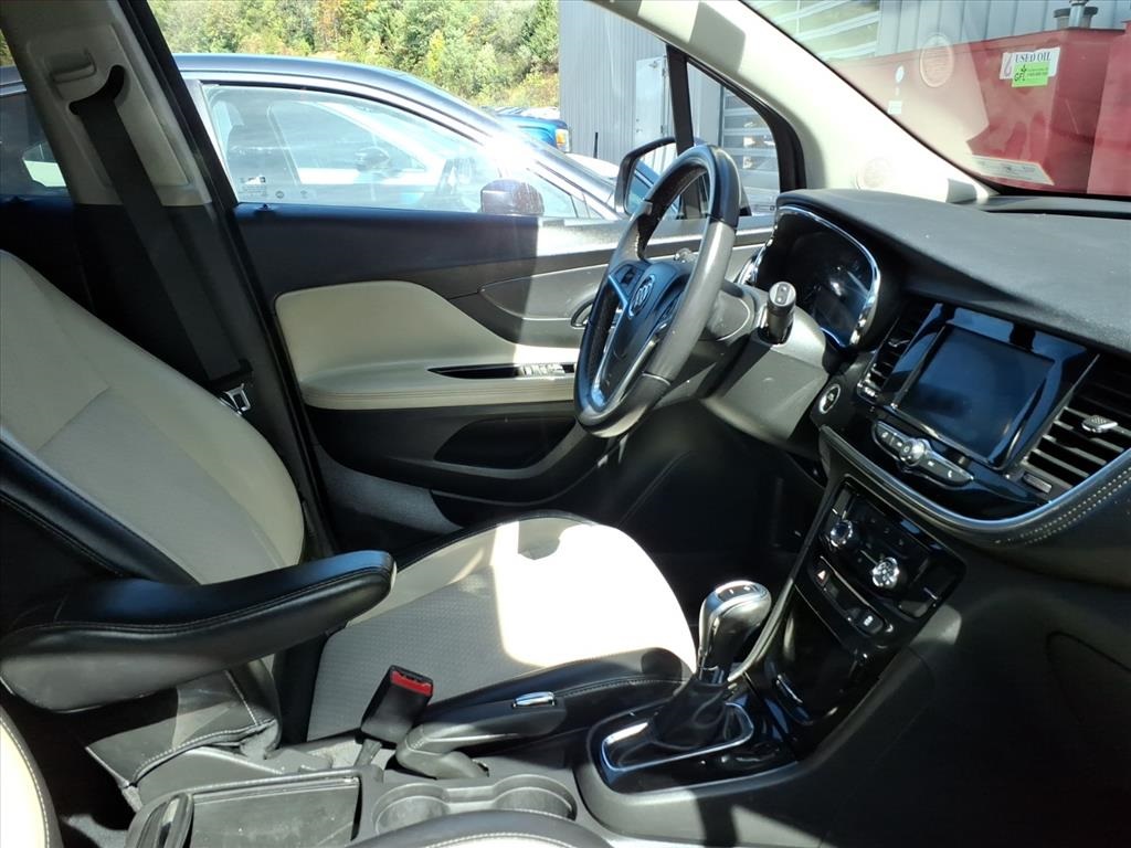 2022 Buick Encore Preferred photo 5