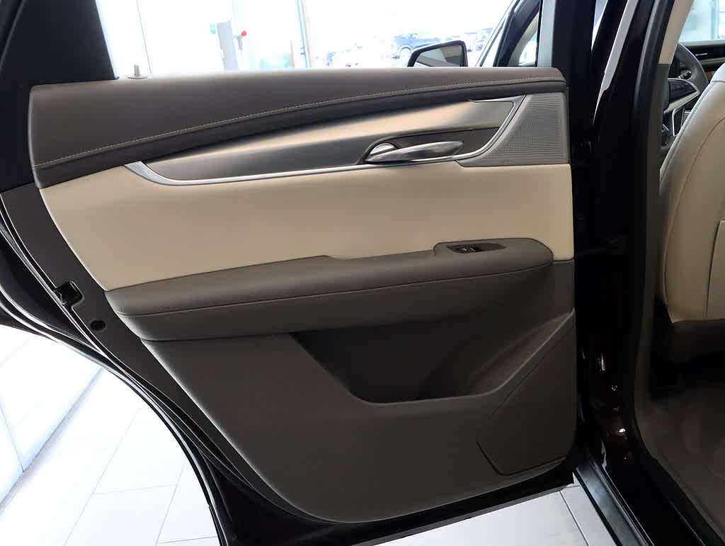 2021 Cadillac XT5 Premium Luxury photo 24