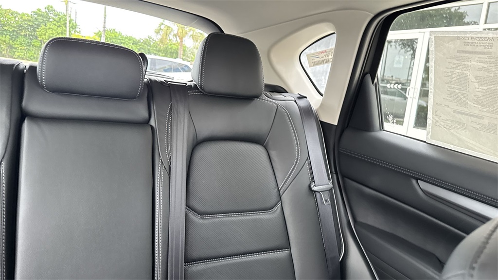 2025 Mazda CX-5 2.5 S Preferred photo 15