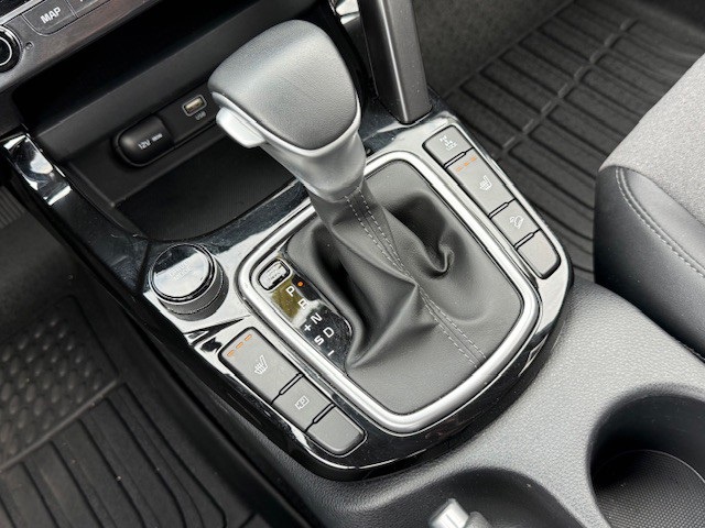 2024 Kia Seltos X-Line photo 21