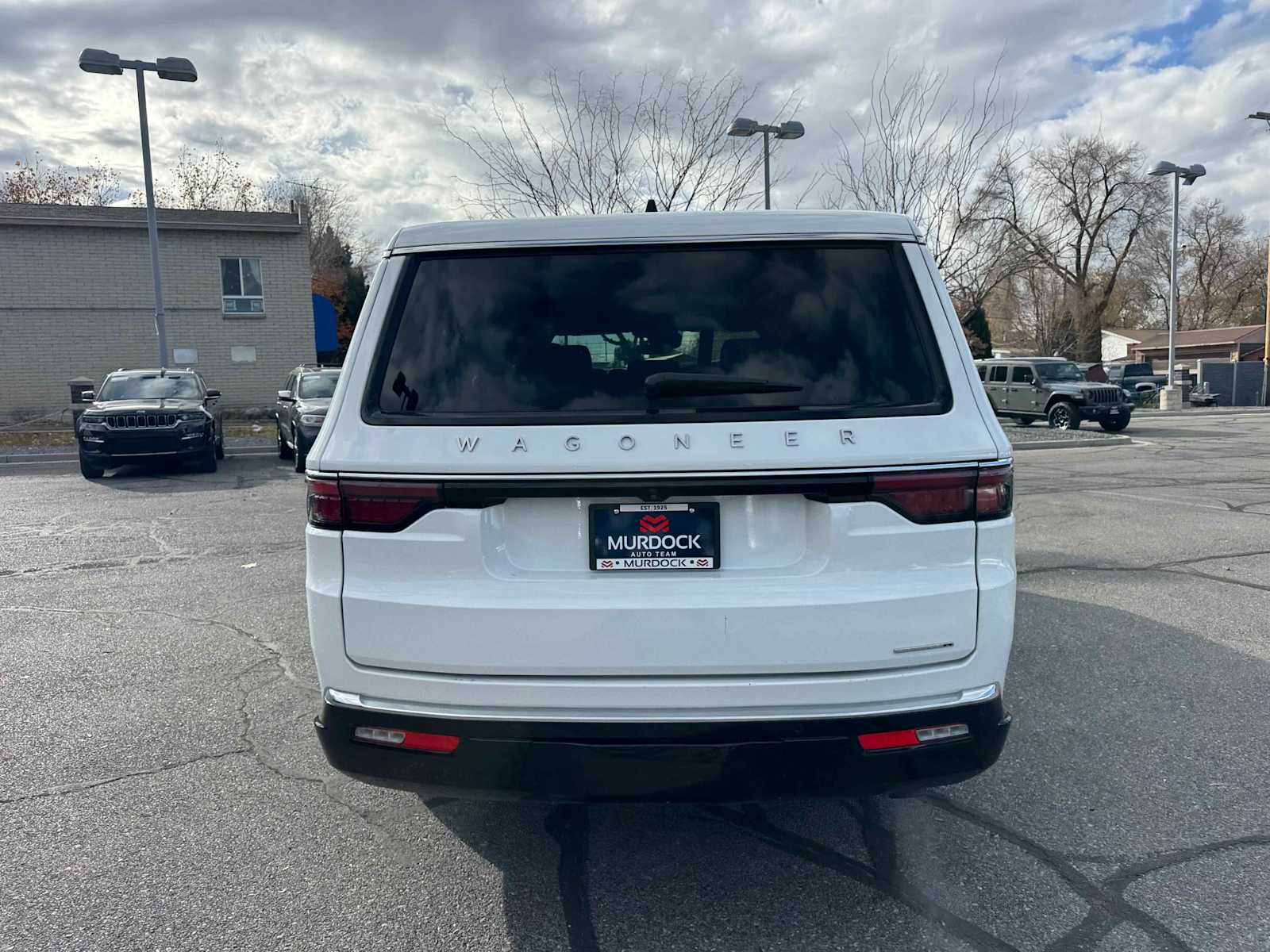 2024 Jeep Wagoneer L Series II photo 4