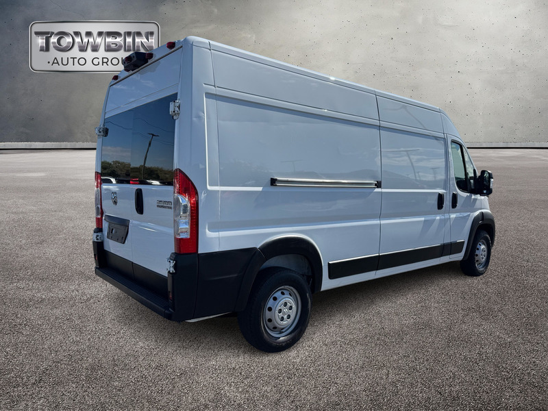 2023 Ram ProMaster 2500 photo 4