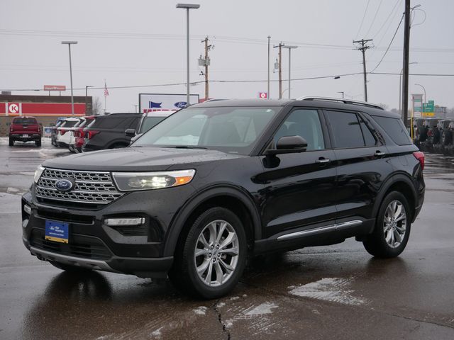 2021 Ford Explorer Limited's photo