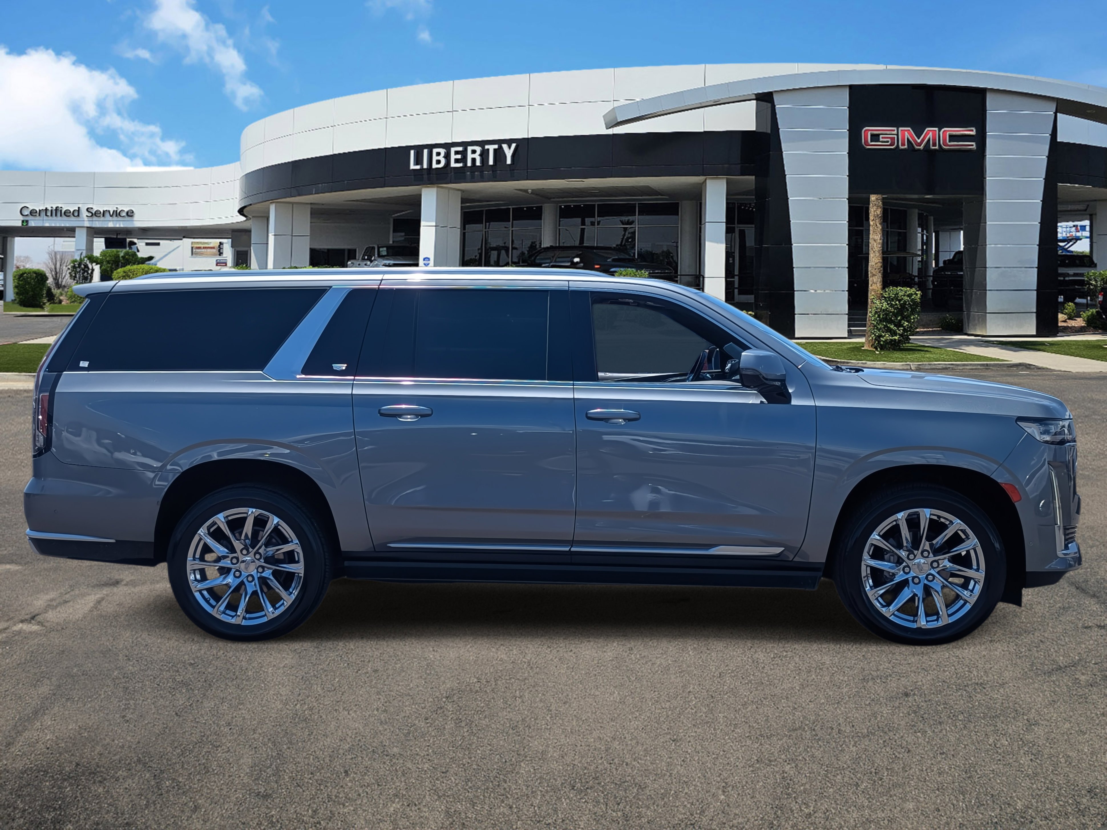 2021 Cadillac Escalade ESV Premium Luxury Platinum photo 2