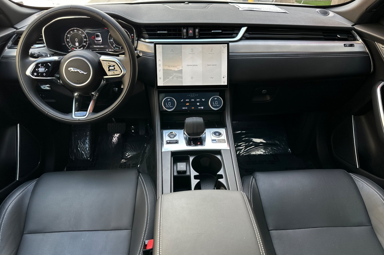 2025 Jaguar F-PACE P250 R-Dynamic S photo 15