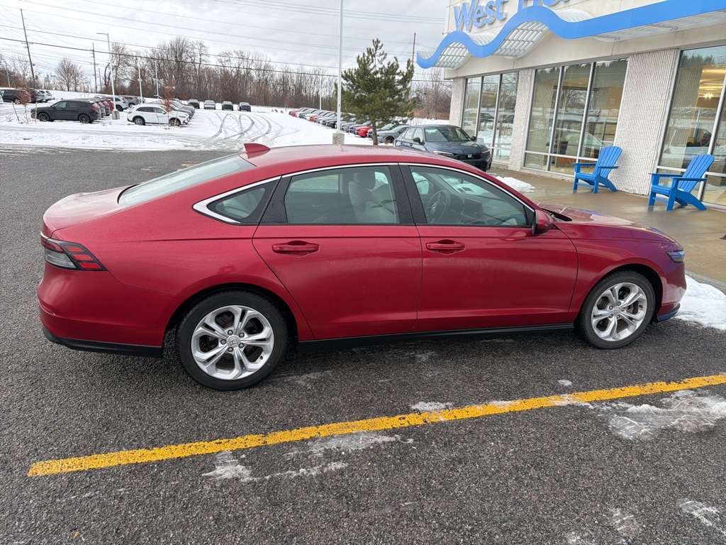 2023 Honda Accord LX's photo