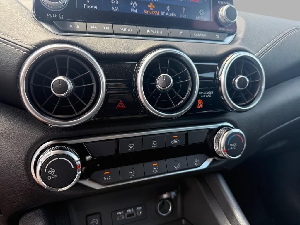 2025 Nissan Sentra SV photo 7