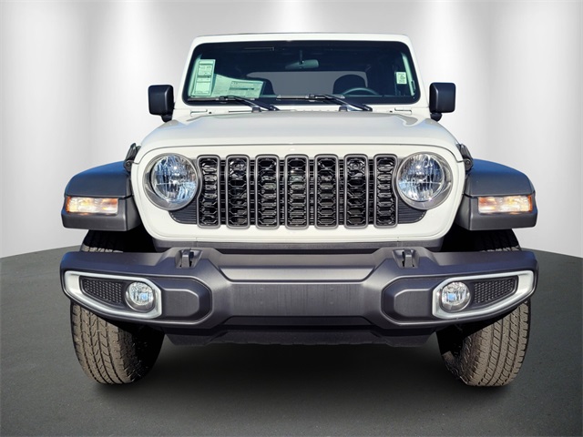 2025 Jeep Gladiator Sport photo 2