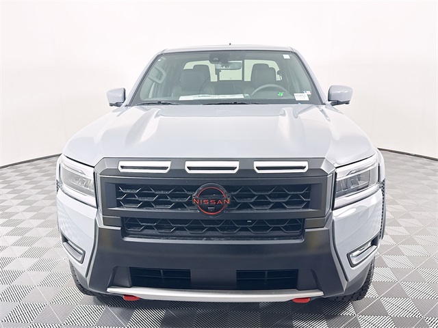 2025 Nissan Frontier PRO-X photo 2