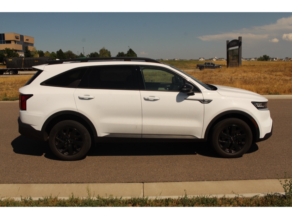 2023 Kia Sorento X-Line S photo 3