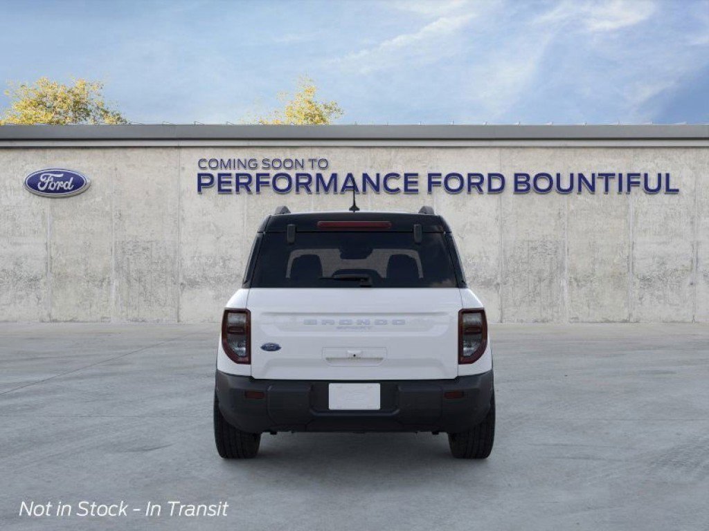 2025 Ford Bronco Sport Outer Banks photo 4