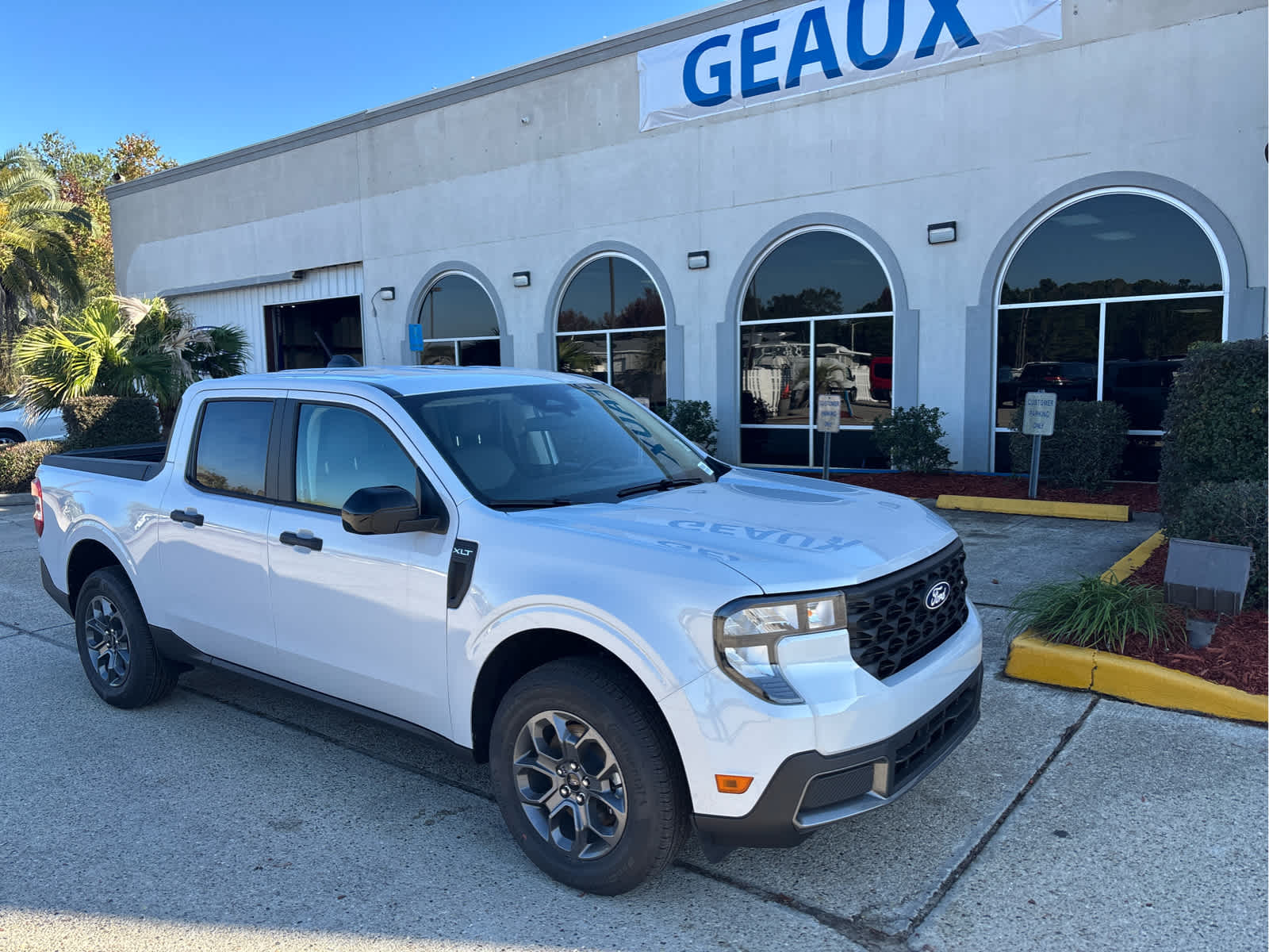 2025 Ford Maverick XLT's photo