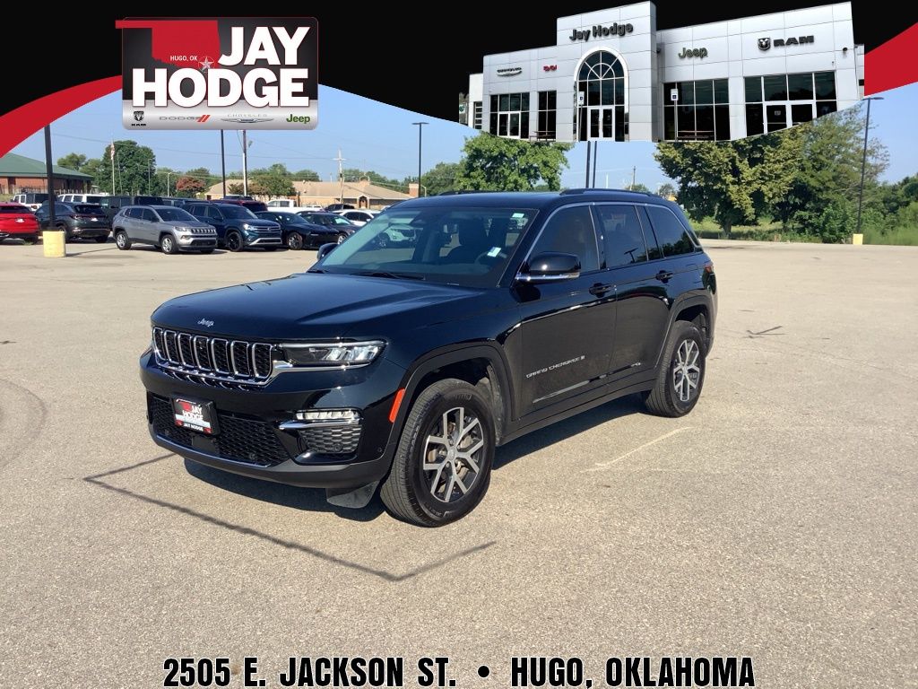 2024 Jeep Grand Cherokee Limited photo 3