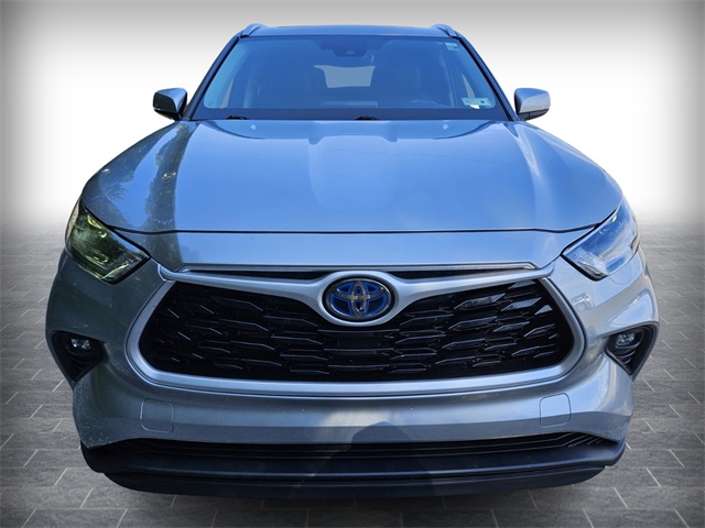2021 Toyota Highlander Hybrid XLE photo 2