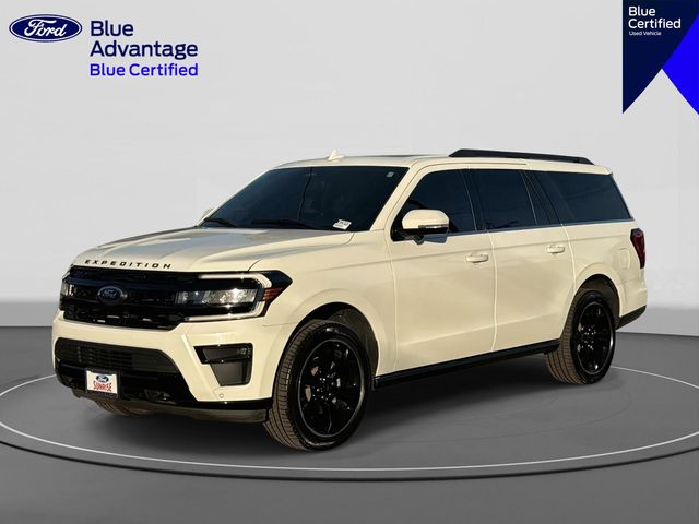 2022 Ford Expedition Limited's photo