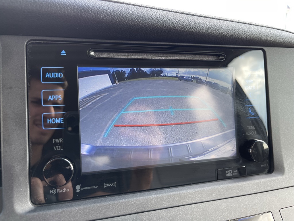 2017 Toyota Sienna XLE photo 51