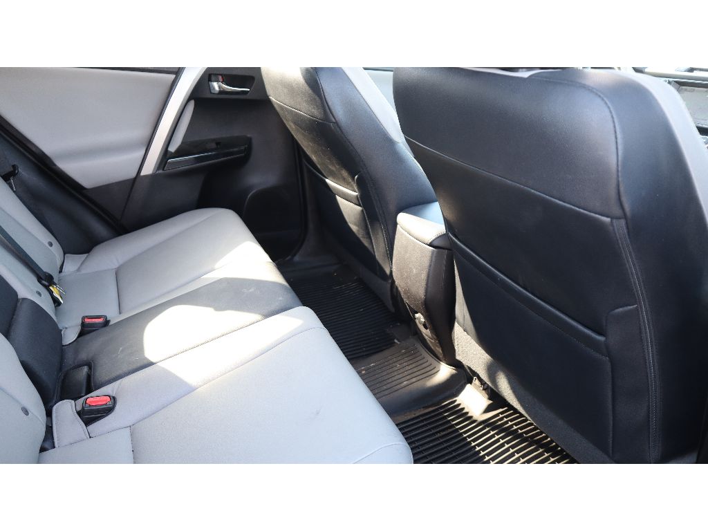 2016 Toyota RAV4 Limited photo 23