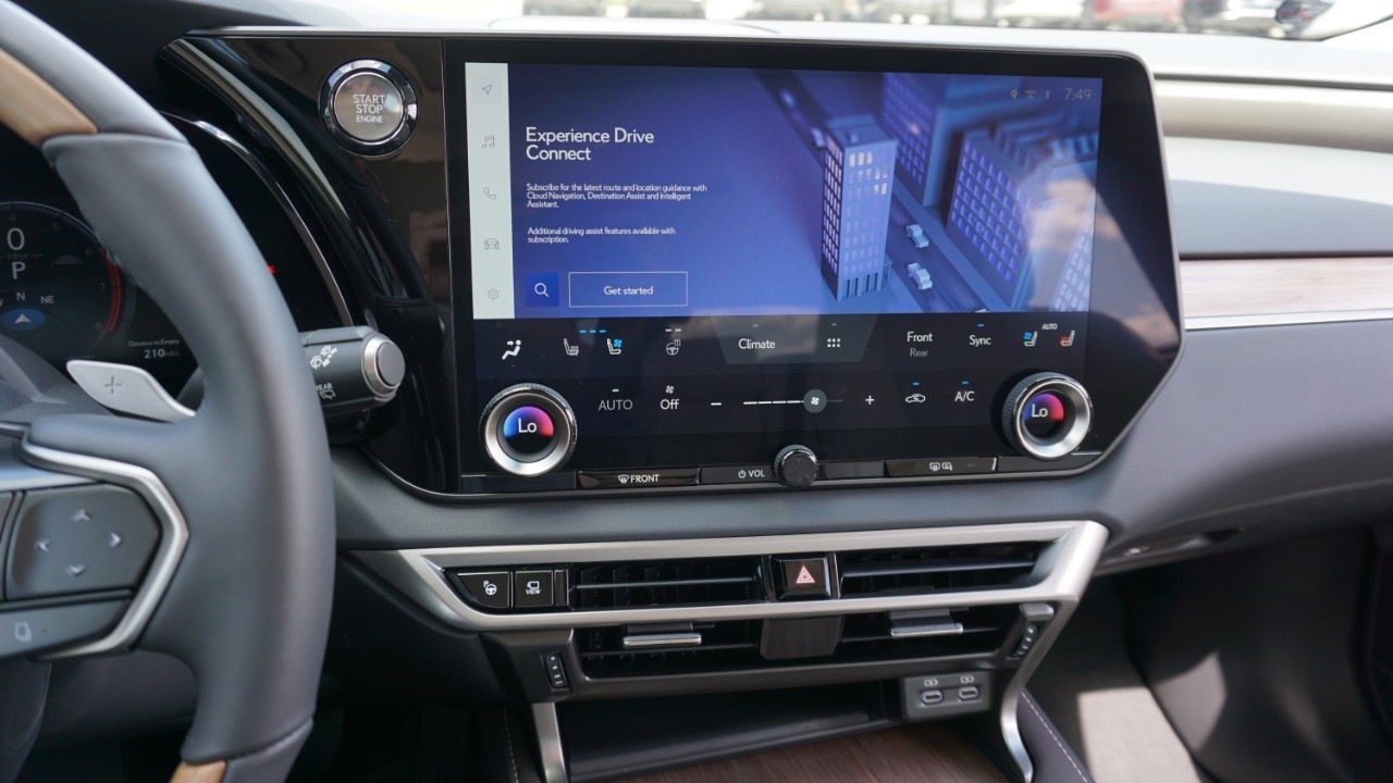 2024 Lexus RX 350 Premium photo 16