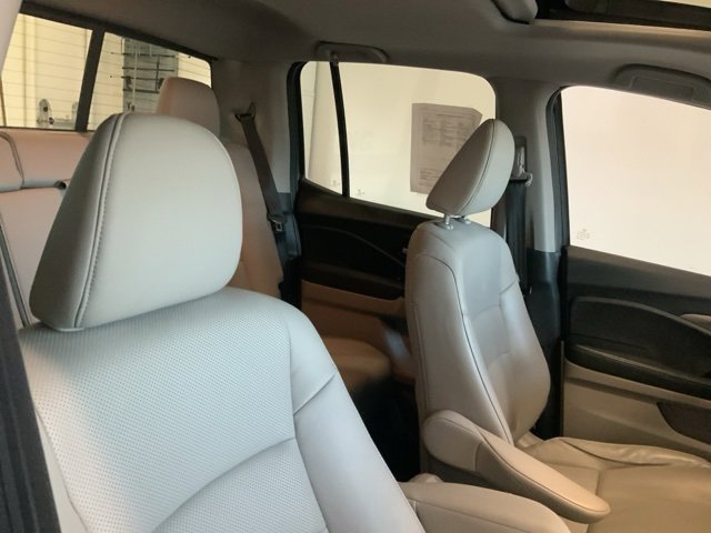2019 Honda Ridgeline RTL photo 34