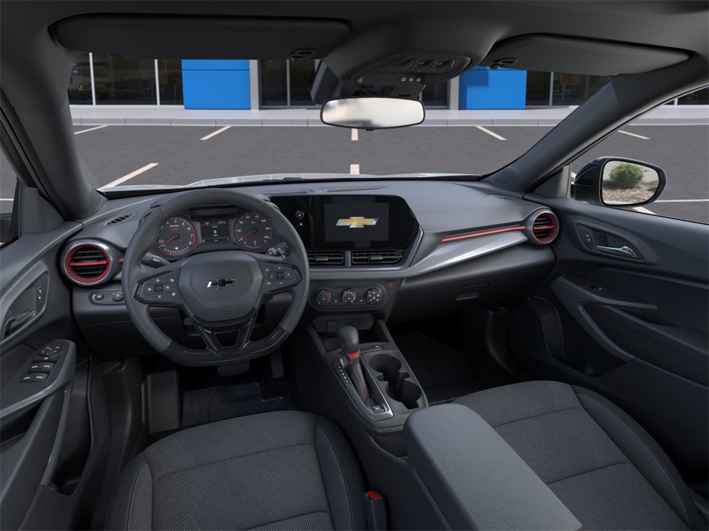 2025 Chevrolet Trax photo 13