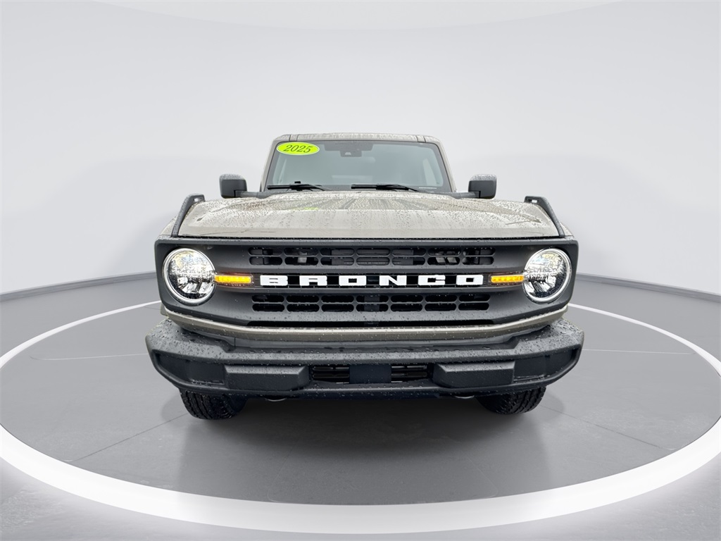 2025 Ford Bronco Big Bend photo 2